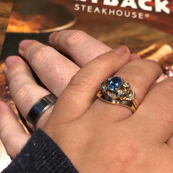 Meet Jacalyn - Picture 2 of 7